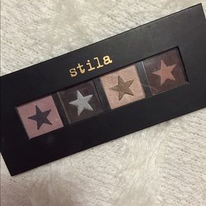Stilla "bring out your glam eye shadow palette"