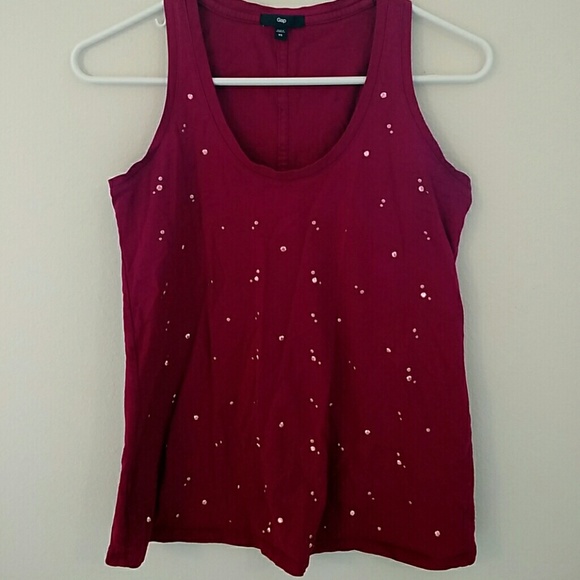Dark pink tank top