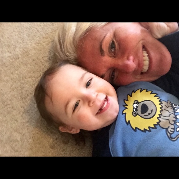 Meet your Posher, Mindy - Picture 1 of 1