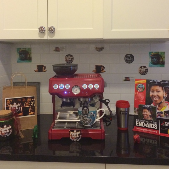 Ciolaingo's Kenyan Grade AA Coffee - Picture 1 of 4