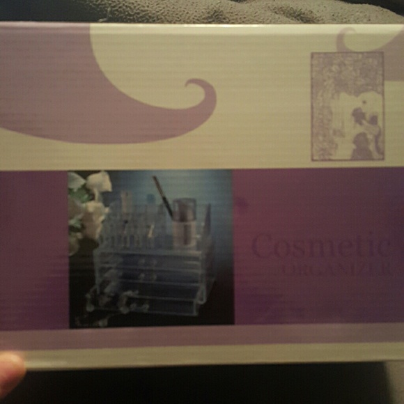 Cosmetic Organizer