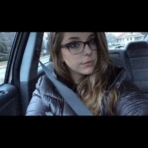 Meet your Posher, Valerie