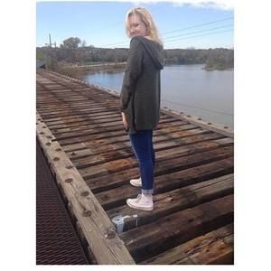 Meet your Posher, Allison