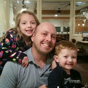 Meet your Posher, Troy