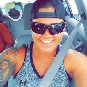 Meet your Posher, Melissa