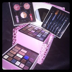 67 piece collection in a cute pink glittery case.