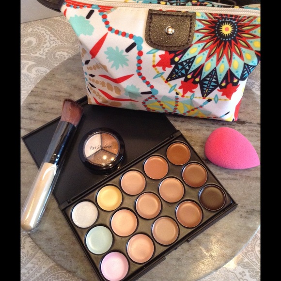 Fabulous Make Up Set!