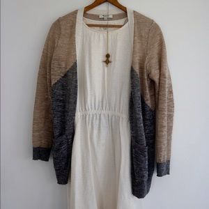 .lightweight contrast cardigan.