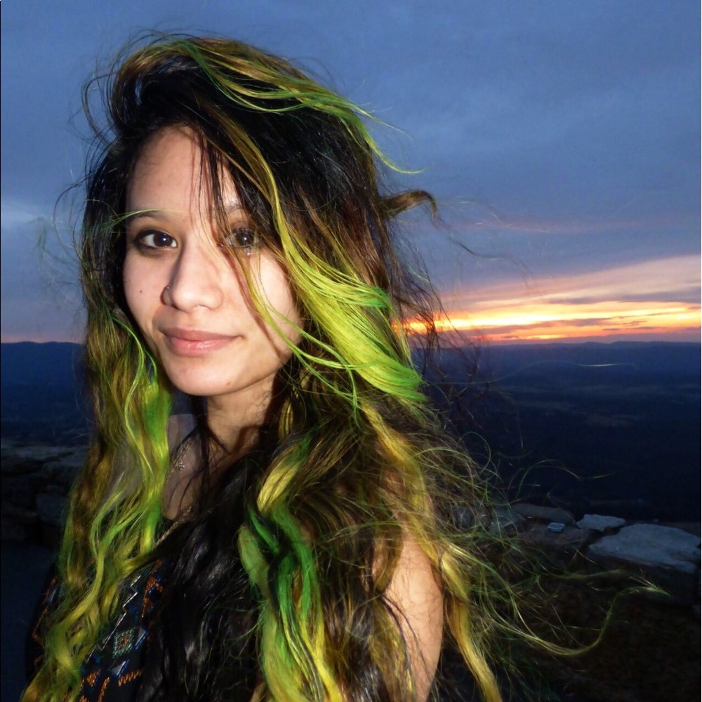 Meet your Posher, Selena