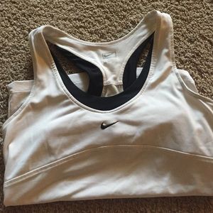 Nike work out tank !