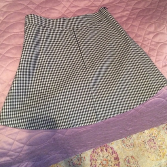 Checkered skirt from brandy Melville.