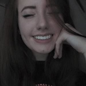 Meet your Posher, Maya