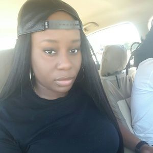 Meet your Posher, Kendra