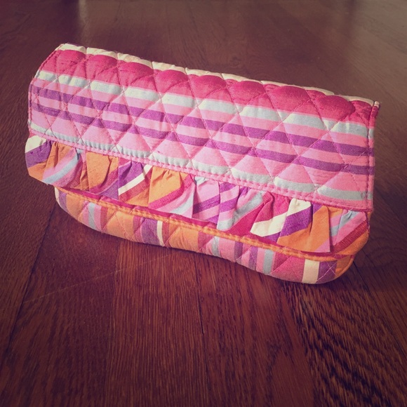 Vera Bradley Silk Collection Clutch - Picture 1 of 3