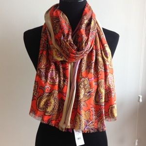NWT LOFT Spring Scarf
