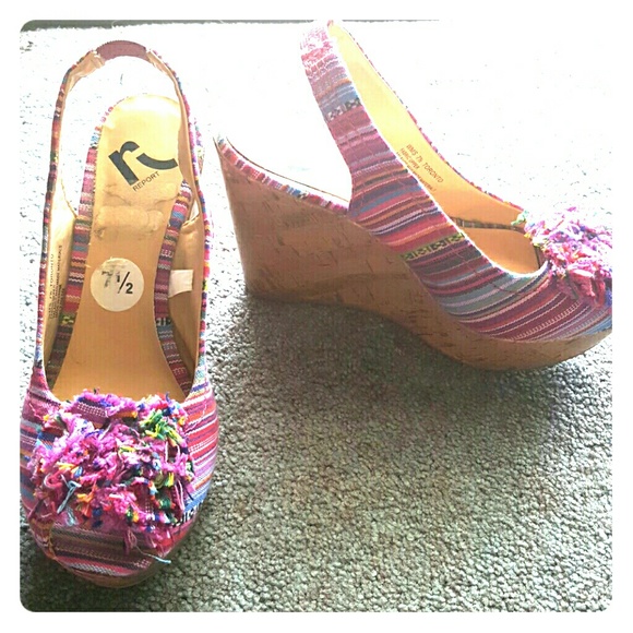 Fun Fiesta colorful pom pom sling backs
