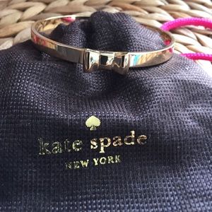 Kate Spade Gold Bow Bangle🎀