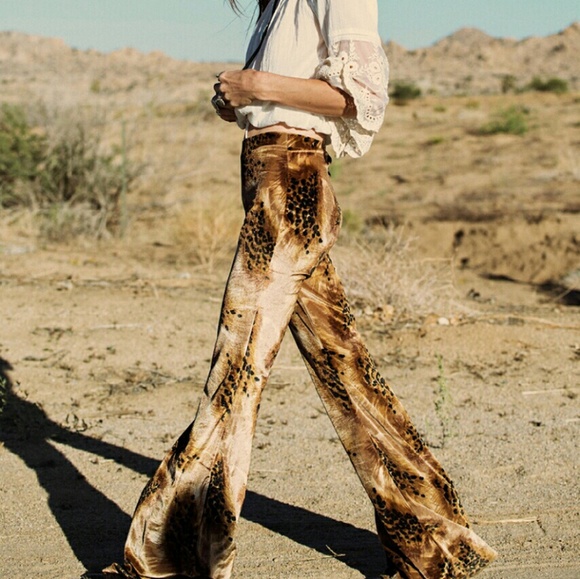 Spell Designs velvet PHOENIX BELLS - Picture 3 of 4