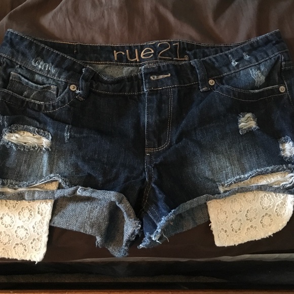 Rue 21 frayed shorts