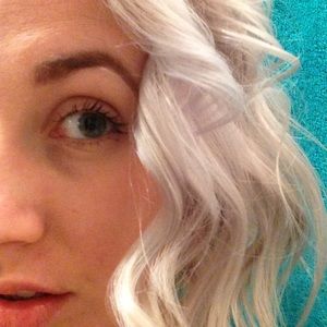 Meet your Posher, Samantha