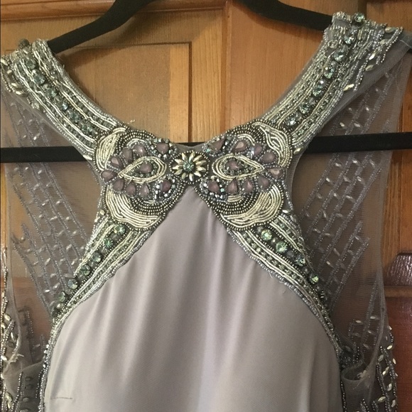 PROM DRESS - Picture 2 of 4