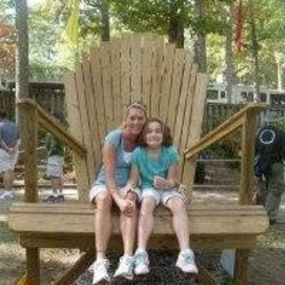 Meet your Posher, Lisa - Picture 1 of 1