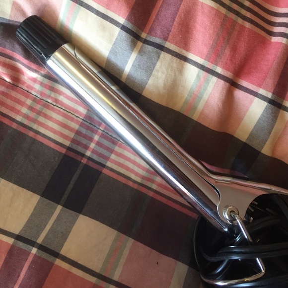 Revlon Curling Iron (thin) - Picture 2 of 2