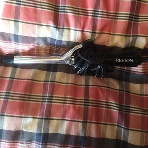 Revlon Curling Iron (thin)