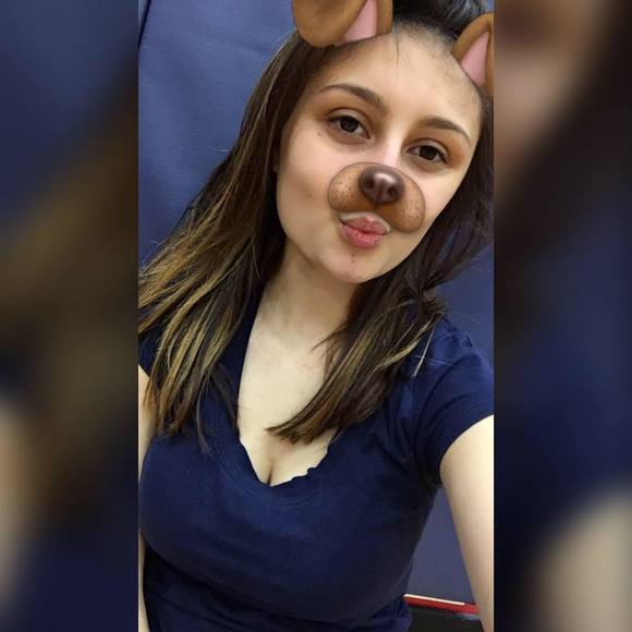 Meet your Posher, Victoria