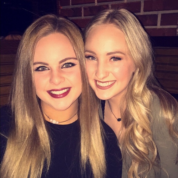 Meet your Posher, Emily