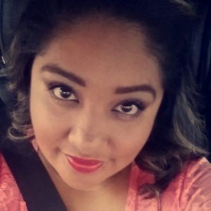 Meet your Posher, Nohemi