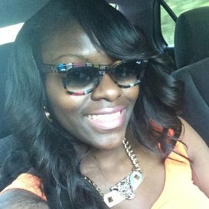 Meet your Posher, Ebony