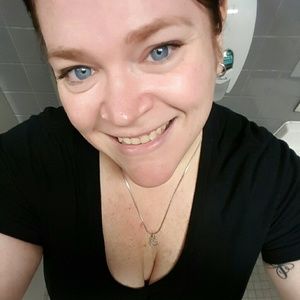 Meet your Posher, Christy