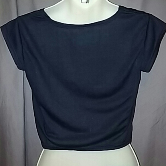 *🌟SOLD🌟*New crop top - Picture 3 of 3