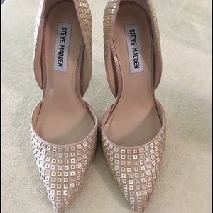 Steve Madden Pumps