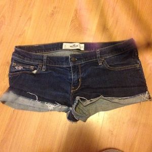 hollister jean shorts size 9