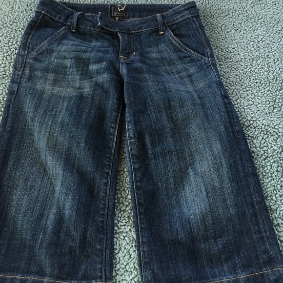 Jean capris