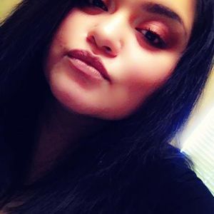 Meet your Posher, Stephany
