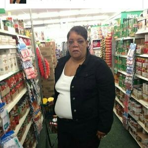 Meet your Posher, Yolanda