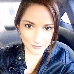 Meet your Posher, Brittney