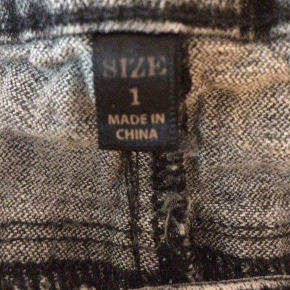 Jeans - Picture 3 of 3