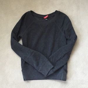 Crew neck cut sweater