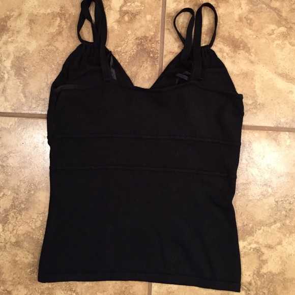 VACATION READY👙👙 WHBM TOP - Picture 4 of 4