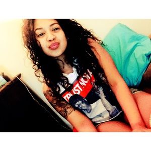 Meet your Posher, Joycelin