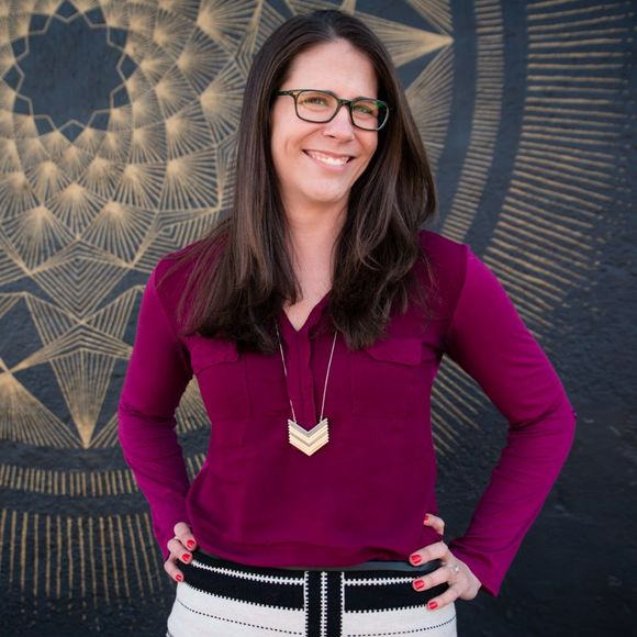 Meet your Posher, Rebecca