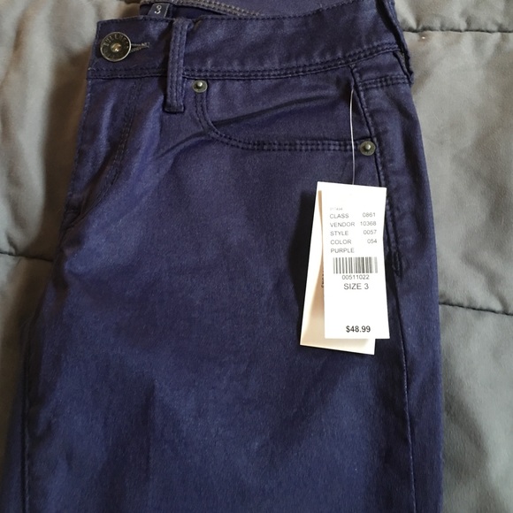 Jeans - Picture 2 of 2