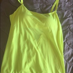 Under Armour tank