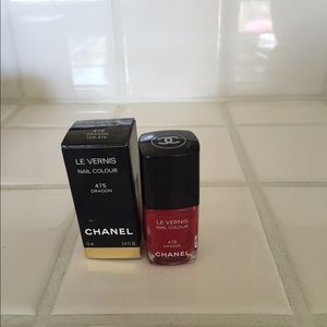Chanel le vernis. New