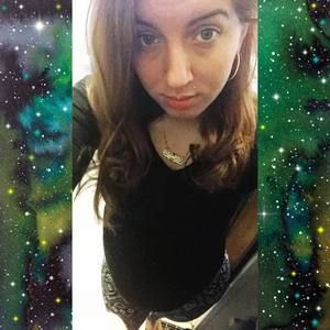 Meet your Posher, Carissa