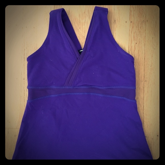 Lululemon tank
